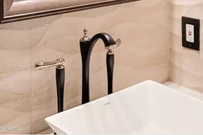 2605 Grandoaks Drive, Westlake Village, CA 91361 - Photo 31