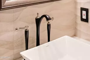 2605 Grandoaks Dr, Westlake Village, CA 91361 - Photo 31