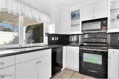 1401 Calle De Oro, Thousand Oaks, CA 91360 - Photo 13