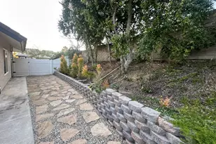 596 Aspen Ridge Ct, Oak Park, CA 91377 - Photo 7