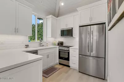 2181 Brookfield Drive, Thousand Oaks, CA 91362 - Photo 43