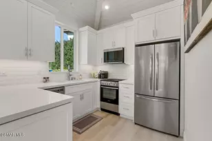 2181 Brookfield Dr, Thousand Oaks, CA 91362 - Photo 43