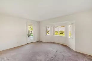 5817 Evening Sky Dr, Simi Valley, CA 93063 - Photo 27