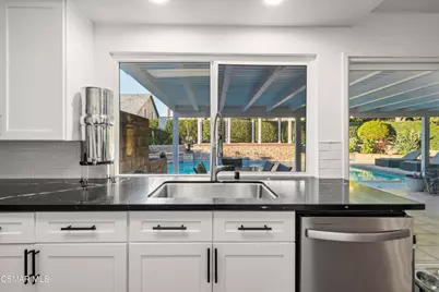 2371 Larch Street, Simi Valley, CA 93065 - Photo 11