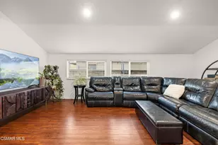 2371 Larch St, Simi Valley, CA 93065 - Photo 19