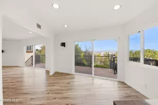 5076 Escobedo Dr, Woodland Hills, CA 91364 - Photo 17