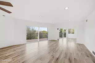 5076 Escobedo Dr, Woodland Hills, CA 91364 - Photo 7