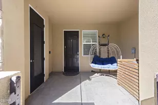 291 Riverdale Ct, Camarillo, CA 93012 - Photo 3