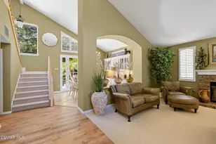 24587 Lola Ln, Newhall, CA 91321 - Photo 29