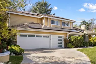 24587 Lola Ln, Newhall, CA 91321 - Photo 3