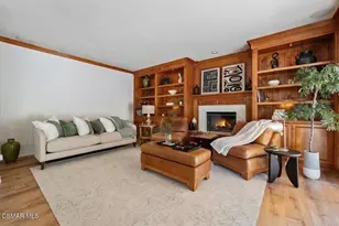 24587 Lola Ln, Newhall, CA 91321 - Photo 13