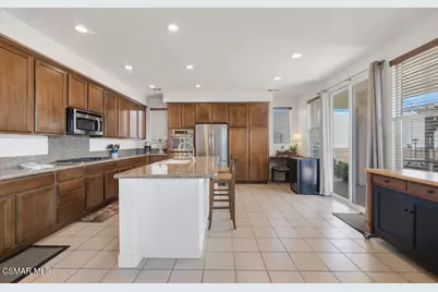 887 Coronado Circle, Santa Paula, CA 93060 - Photo 17