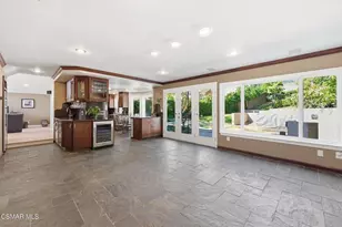 18525 Entrada Ct, Porter Ranch, CA 91326 - Photo 15