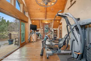 32310 Hummingbird Ct, Running Springs, CA 92382 - Photo 57