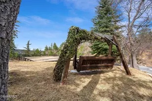 32310 Hummingbird Ct, Running Springs, CA 92382 - Photo 61