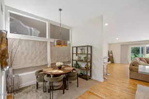 4900 Kilburn Ct, Oak Park, CA 91377 - Photo 19