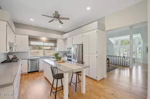 4900 Kilburn Ct, Oak Park, CA 91377 - Photo 15