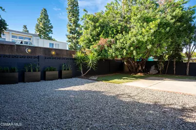 5727 Chimineas Avenue, Tarzana, CA 91356 - Photo 63