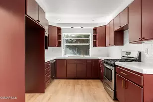 5727 Chimineas Ave, Tarzana, CA 91356 - Photo 31