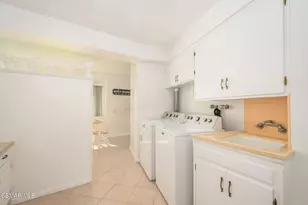 411 Eastwood Dr, Oxnard, CA 93030 - Photo 33