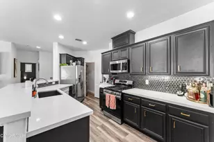 28046 Serra Ln, Valencia, CA 91355 - Photo 7