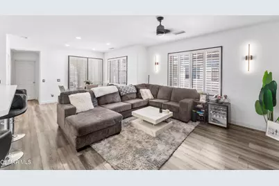 28046 Serra Lane, Valencia, CA 91355 - Photo 13