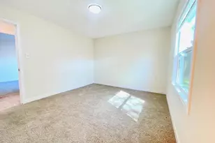 6334 Caroline Ave, Simi Valley, CA 93063 - Photo 15