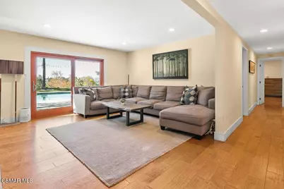 5156 Dumont Place, Woodland Hills, CA 91364 - Photo 15