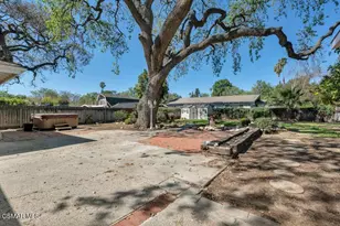 685 Paige Ln, Thousand Oaks, CA 91360 - Photo 29