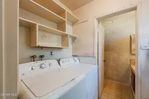 9299 Dorrington Pl, Arleta, CA 91331 - Photo 19