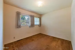 9299 Dorrington Pl, Arleta, CA 91331 - Photo 23