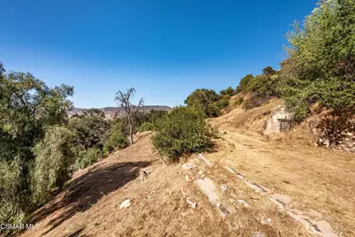 1194 Black Canyon Road, Simi Valley, CA 93063 - Photo 11