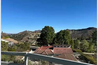 3434 Twin Lake, Westlake Village, CA 91361 - Photo 11