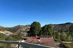 3434 Twin Lake, Westlake Village, CA 91361 - Photo 11