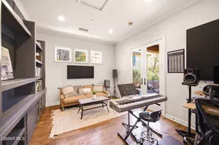 5068 Shady Trail St, Simi Valley, CA 93063 - Photo 53