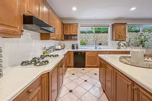 290 Culview Ct, Simi Valley, CA 93065 - Photo 15