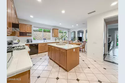 290 Culview Court, Simi Valley, CA 93065 - Photo 9