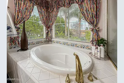 290 Culview Court, Simi Valley, CA 93065 - Photo 41