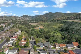 2202 Aspenpark Ct, Thousand Oaks, CA 91362 - Photo 43