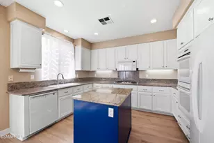 4884 Borders St, Simi Valley, CA 93063 - Photo 13