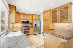 2236 Emmett Ave, Simi Valley, CA 93063 - Photo 9