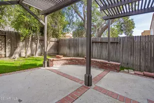 2344 Hampton Ave, Simi Valley, CA 93063 - Photo 17