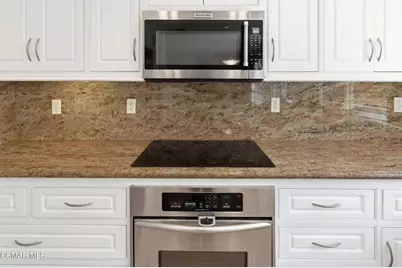 3374 Larkhaven Court, Thousand Oaks, CA 91360 - Photo 11