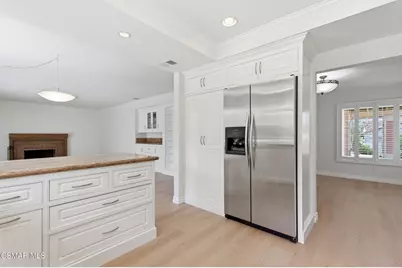 3374 Larkhaven Court, Thousand Oaks, CA 91360 - Photo 9