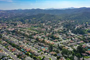 816 Pamela Wood St, Newbury Park, CA 91320 - Photo 45