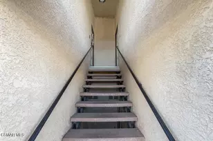 845 Warwick Ave, Thousand Oaks, CA 91360 - Photo 5