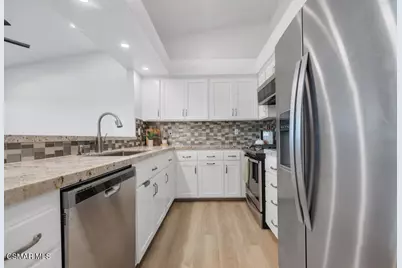 845 Warwick Avenue, Thousand Oaks, CA 91360 - Photo 11