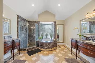 730 Calle Mandarinas, Thousand Oaks, CA 91360 - Photo 33