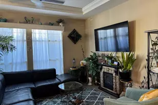 25 Katy Ln, Mission Hills (San Fernando), CA 91345 - Photo 9