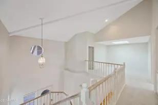 5614 Roundtree Pl, Westlake Village, CA 91362 - Photo 29